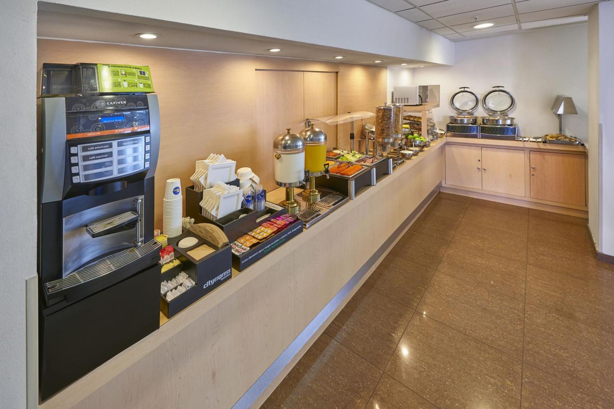 City Express By Marriott Puebla Finsa Zewnętrze zdjęcie